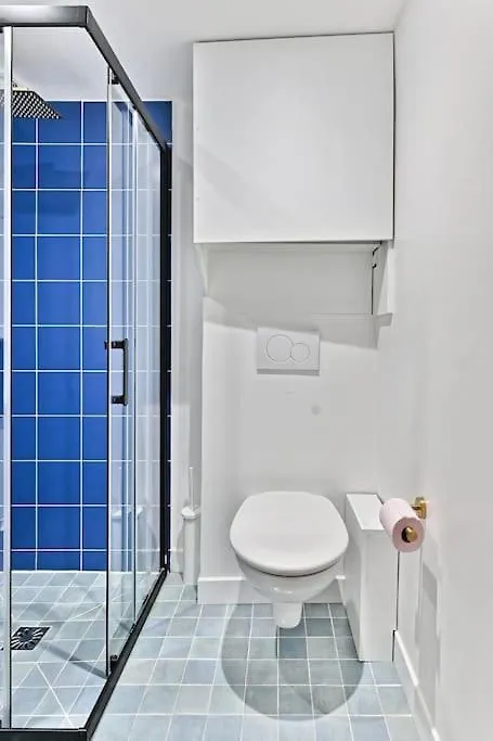 Appartement 3 Chambres Paris 2Eme - III 0*,  Francja